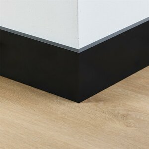 Gelakte plint 120x15 - Amsterdam zwart RAL 9005 - afbeelding 2