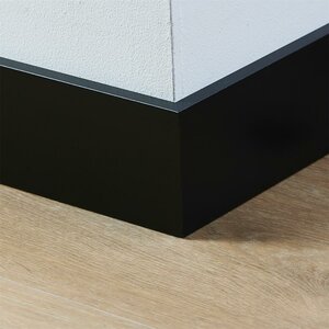 Gelakte plint 90x12 - Amsterdam zwart RAL 9005 - afbeelding 2